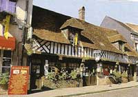Les Hauts de Montreuil Hotel France